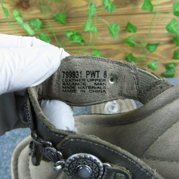 Minnetonka Women's 799931 Flip Flop Silver Leather Size 8M Gently Used 2025 - Picture 5 of 7